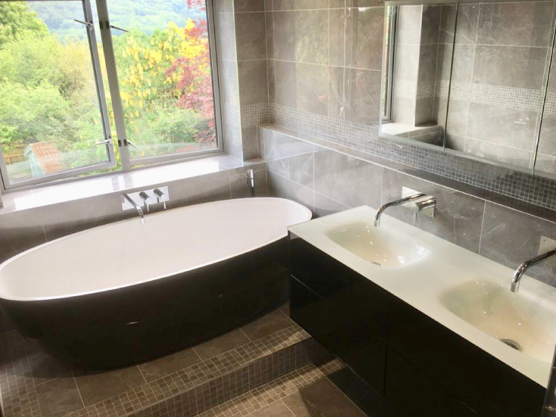 luxury bathroom fitters chalfonts
